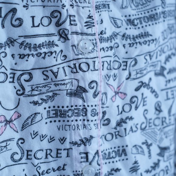 Victoria's Secret - Picture 5 of 6